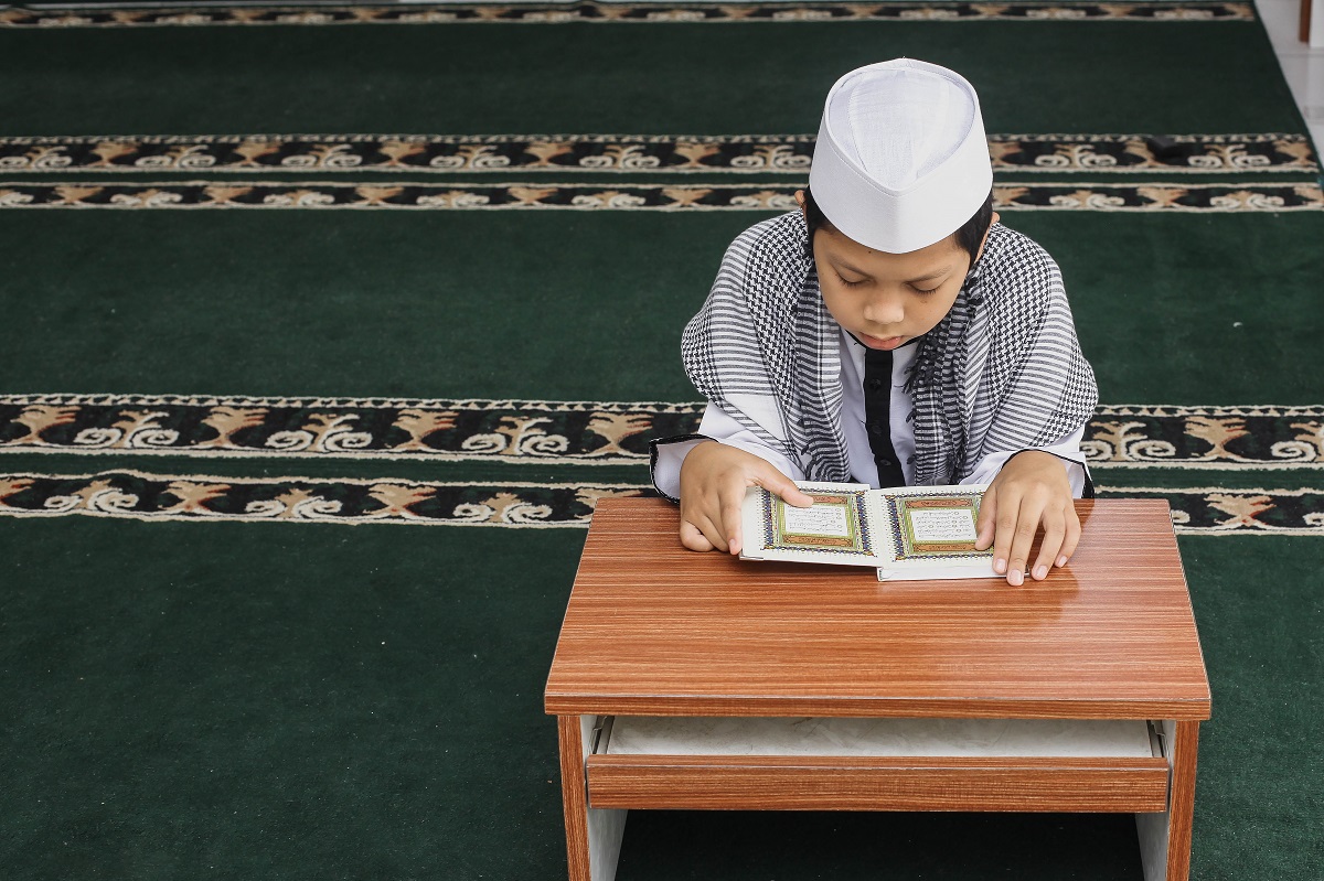 Quran memorization lessons at the Islamic Cultural Center